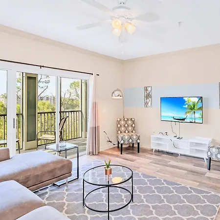 Pet-Friendly - Upstay Condo W Pool Hot Tub Sauna